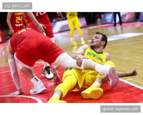 球鞋规定：比赛中鞋钉长度与危险配件的合规判定要点